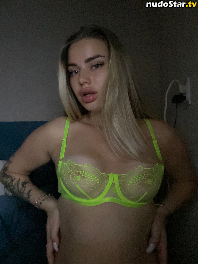 blondyaria Nude OnlyFans Leaked Photo #55