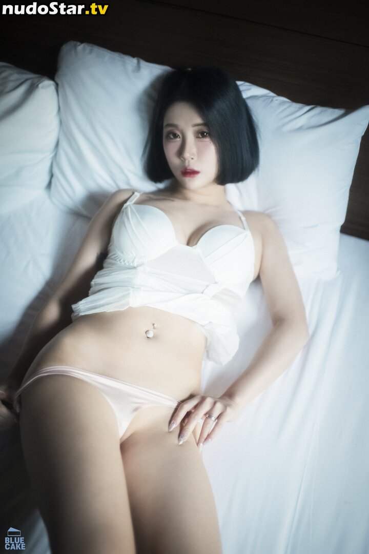 Bomi / Girl Crush KPop / bomistry / bomistry2022 / girlcrushfancam Nude OnlyFans Leaked Photo #220
