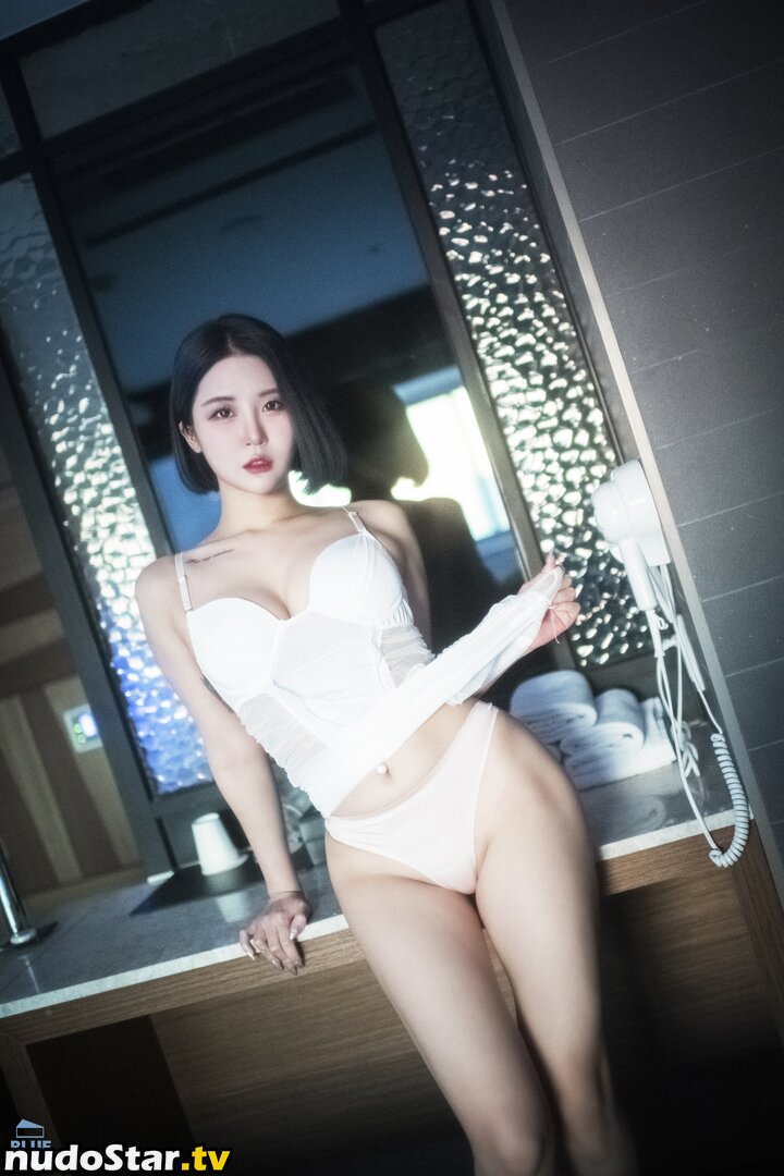 Bomi / Girl Crush KPop / bomistry / bomistry2022 / girlcrushfancam Nude OnlyFans Leaked Photo #246