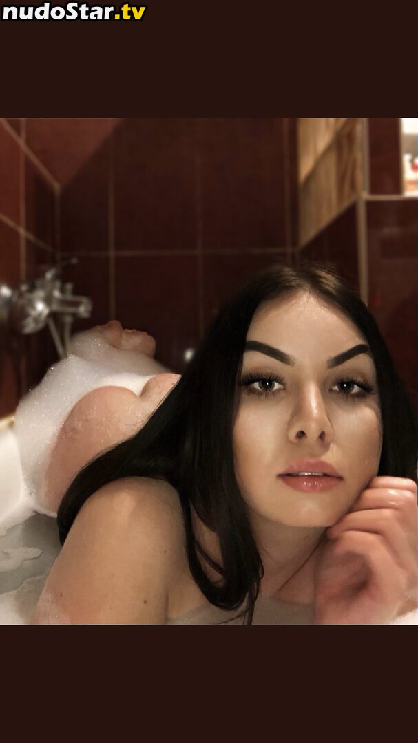 Bozsoki Barbi Nude OnlyFans Leaked Photo #11