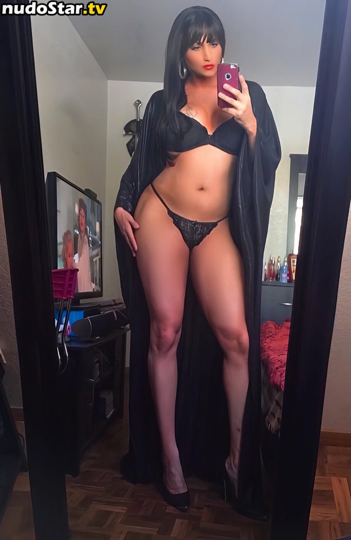 Brazilianhoneyy / Natasha / boricuahoneyy Nude OnlyFans Leaked Photo #7