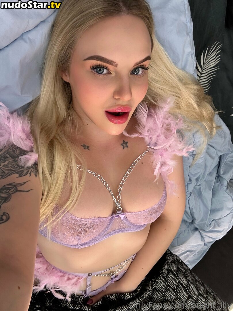 bright_lily Nude OnlyFans Leaked Photo #12