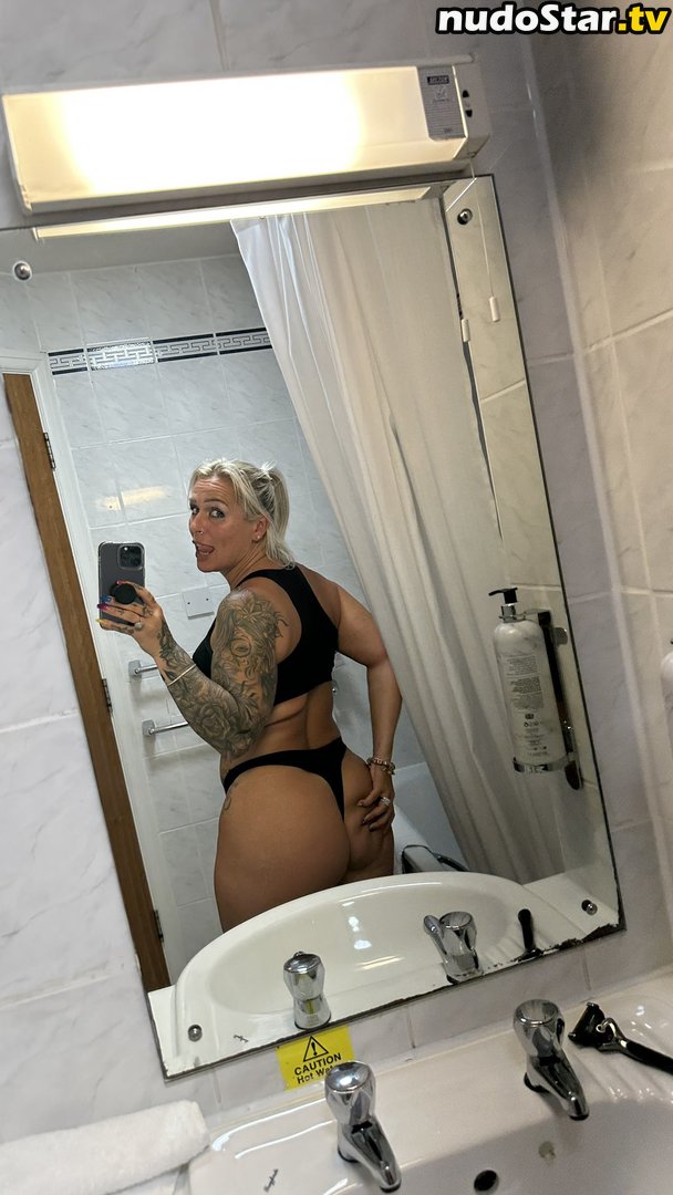brit_hotwife / brithotwife Nude OnlyFans Leaked Photo #6