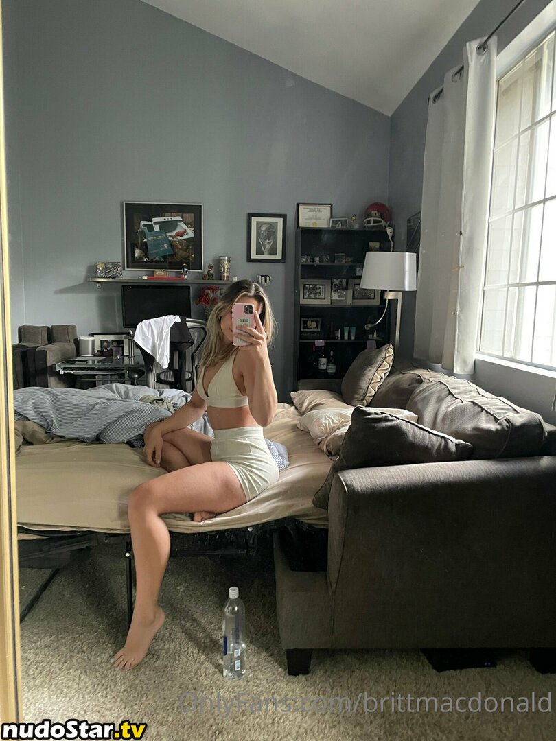 BrittMacDonald / brittanyjomac Nude OnlyFans Leaked Photo #7