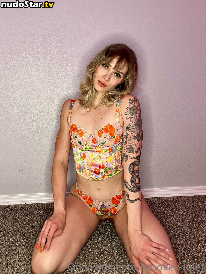 Brooke.violet / brooke__bby / brooke_violet Nude OnlyFans Leaked Photo #21