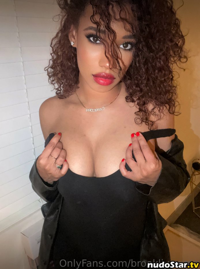 Brookliyn Wren / brookliyn_wren / brookliynwren / helloBROOKLIYN Nude OnlyFans Leaked Photo #99