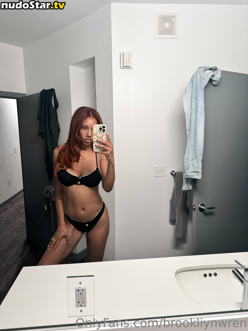 Brookliyn Wren / brookliyn_wren / brookliynwren / helloBROOKLIYN Nude OnlyFans Leaked Photo #247
