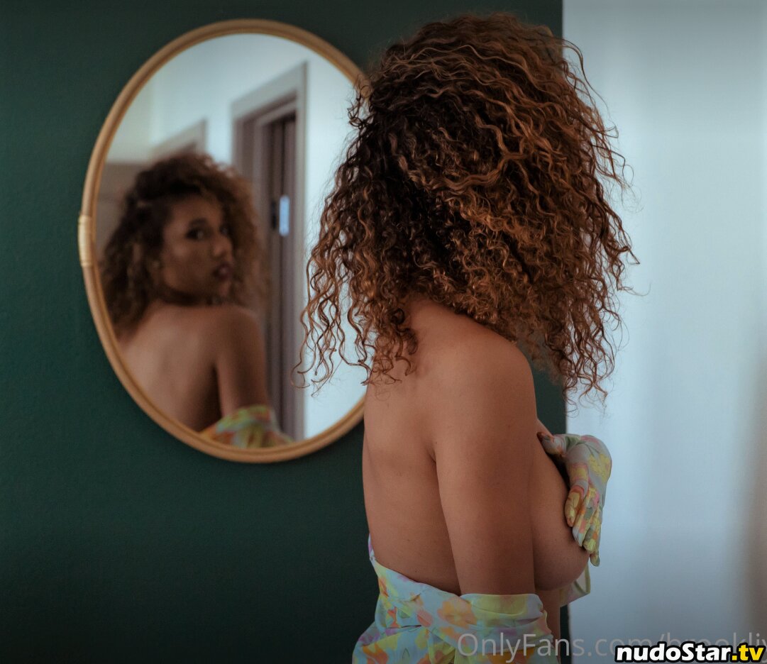 Brookliyn Wren / brookliyn_wren / brookliynwren / helloBROOKLIYN Nude OnlyFans Leaked Photo #566