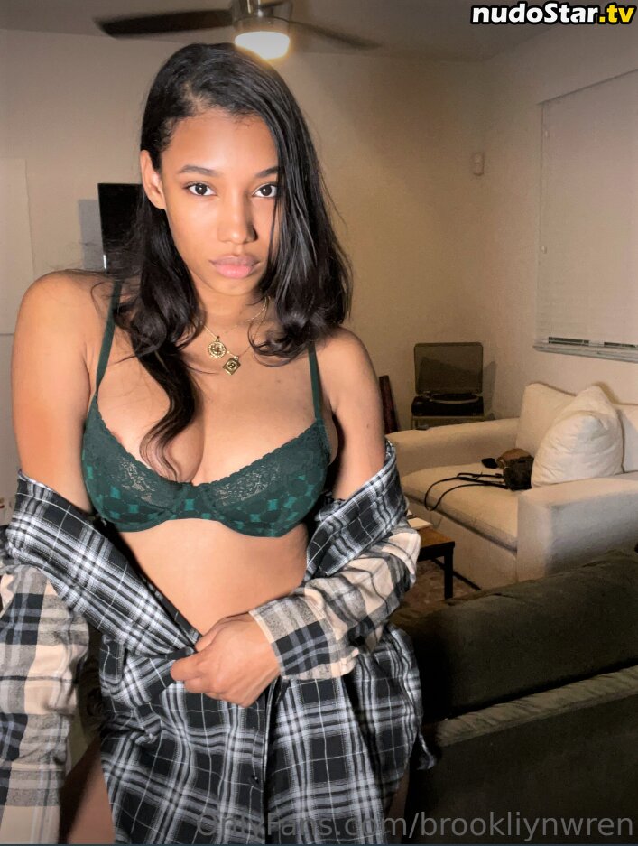 Brookliyn Wren / brookliyn_wren / brookliynwren / helloBROOKLIYN Nude OnlyFans Leaked Photo #1043