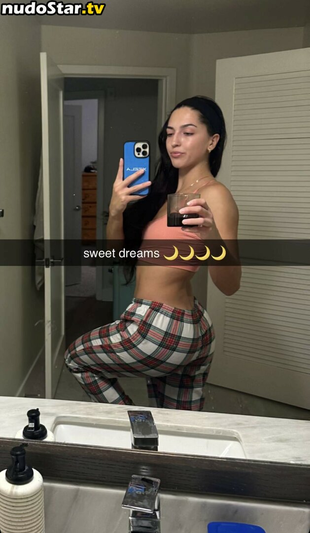 bellabumzy / builtbybellls / builtbybells Nude OnlyFans Leaked Photo #26