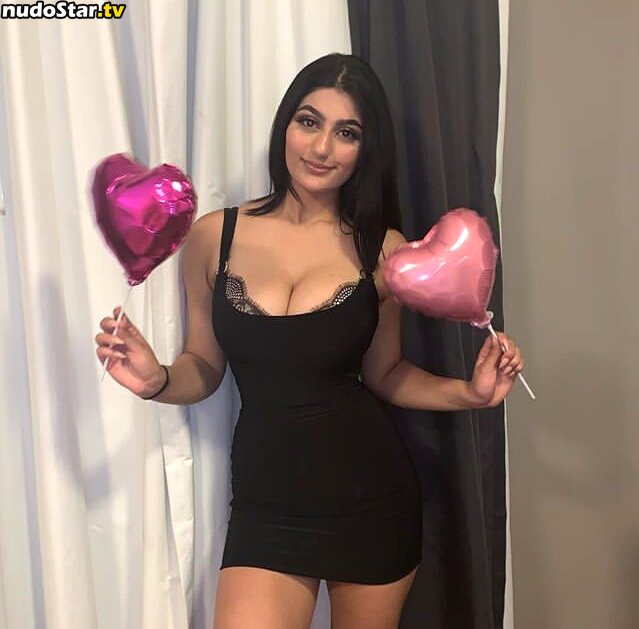 Busty Indian / bustyindiangirl Nude OnlyFans Leaked Photo #5