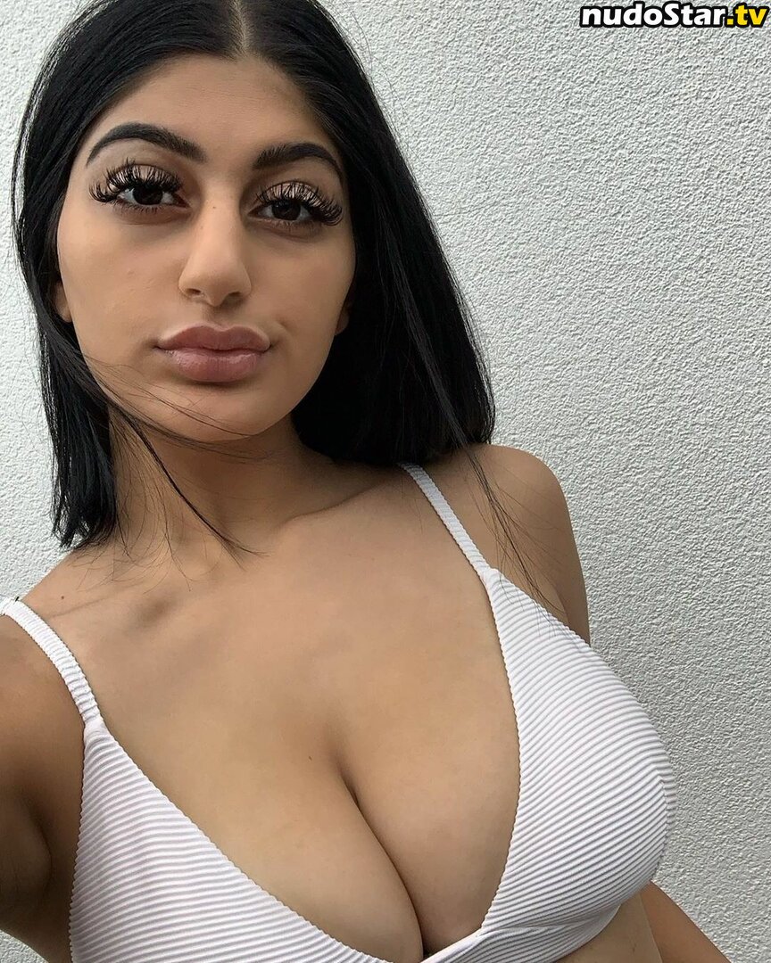 Busty Indian / bustyindiangirl Nude OnlyFans Leaked Photo #27