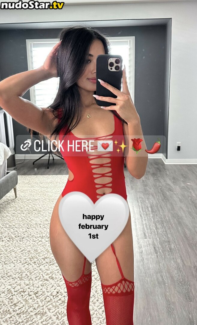 Caaamryn / Camryn Del Rosario Nude OnlyFans Leaked Photo #19