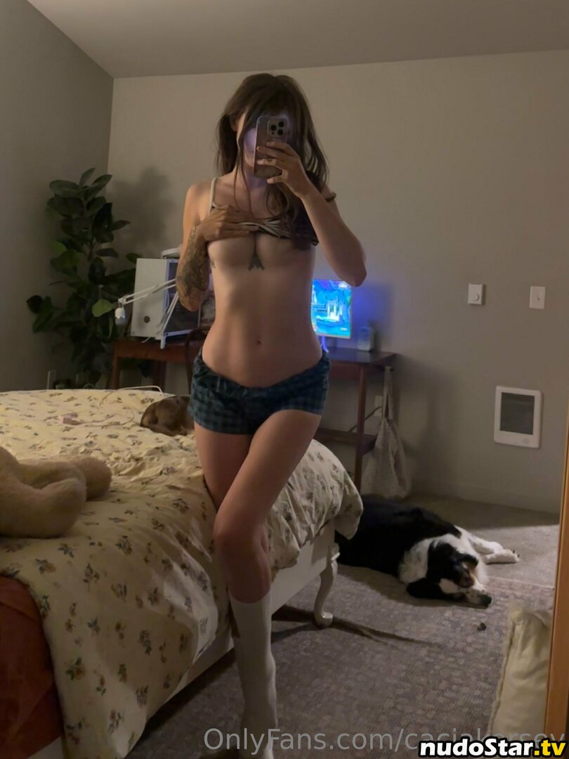 acaciakersey / caciakersey Nude OnlyFans Leaked Photo #35