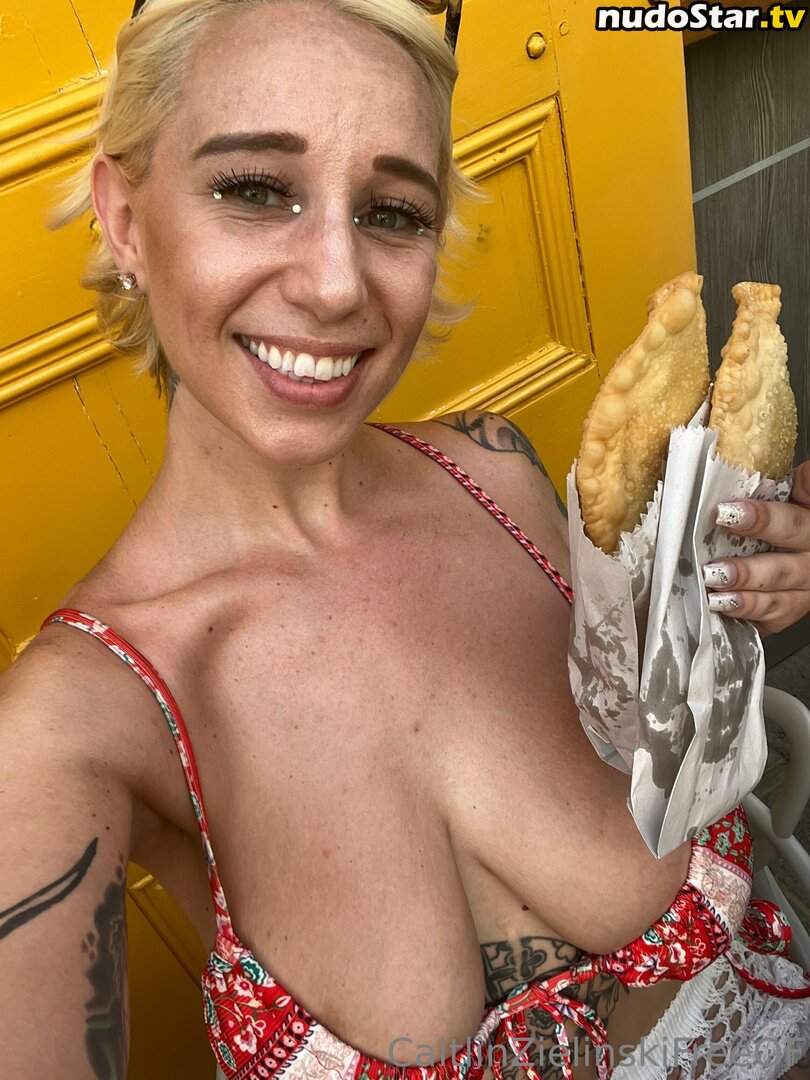 caitlinzielinski__ / caitlinzielinskifree Nude OnlyFans Leaked Photo #23