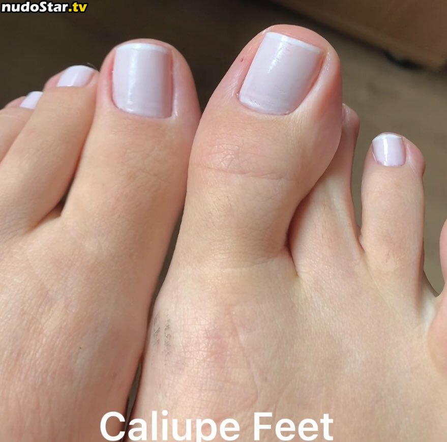 Califeet / Caliupe / Caliupe_feet / Caliupefeet / calis.feet Nude OnlyFans Leaked Photo #3