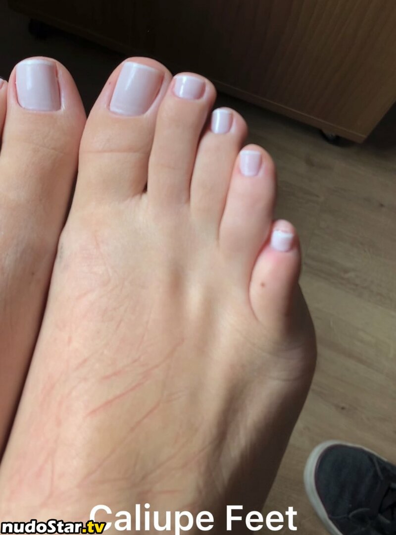 Califeet / Caliupe / Caliupe_feet / Caliupefeet / calis.feet Nude OnlyFans Leaked Photo #23