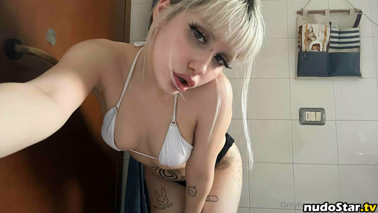 callmelucilla / callmeluiv Nude OnlyFans Leaked Photo #23