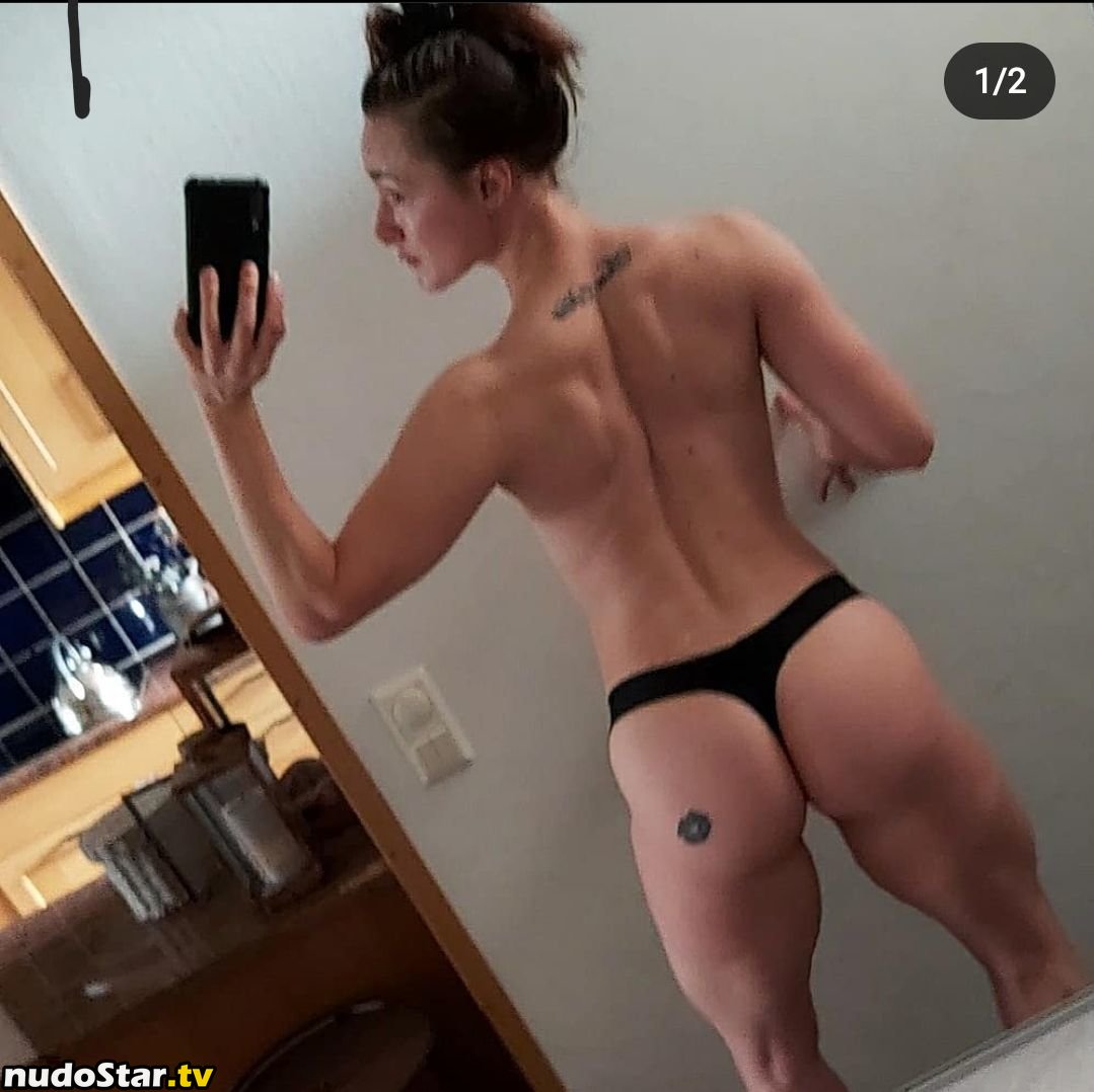 camillacallunavulgaris Nude OnlyFans Leaked Photo #2