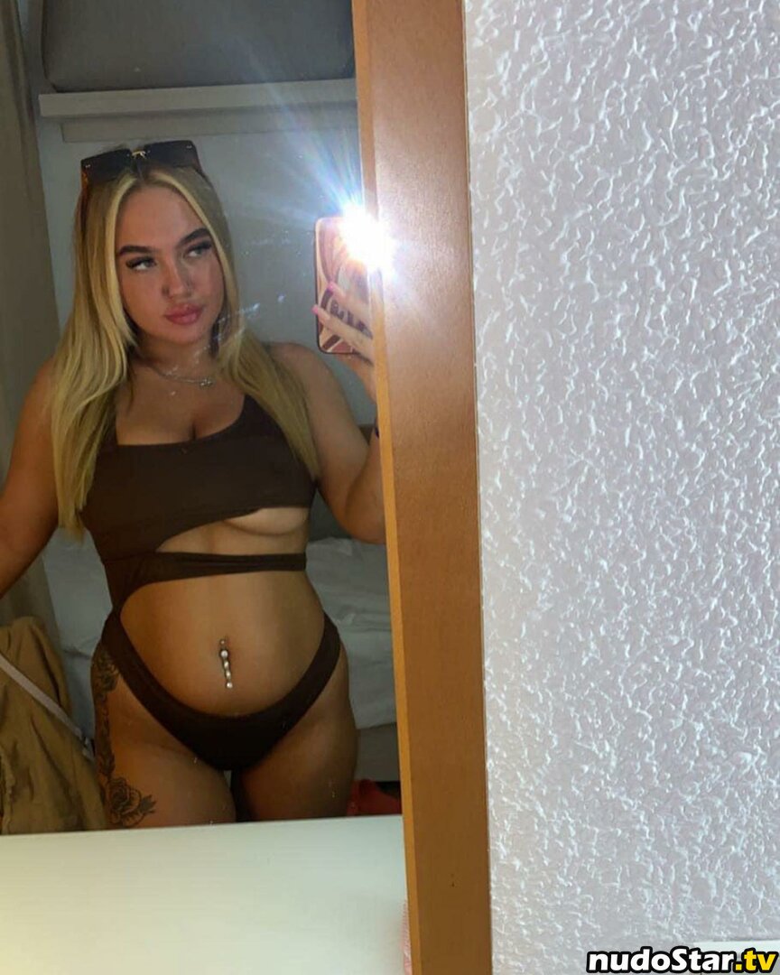 Caoimheeee Nude OnlyFans Leaked Photo #47