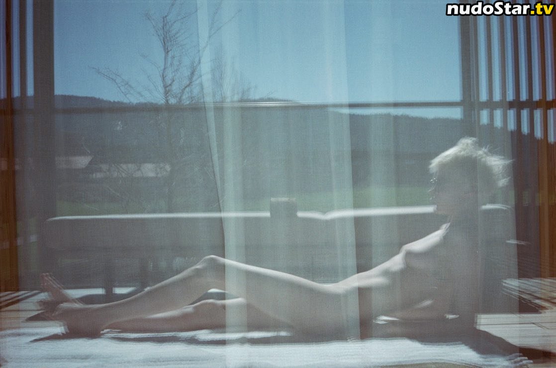 Cara Delevingne / caradelevingne Nude OnlyFans Leaked Photo #124