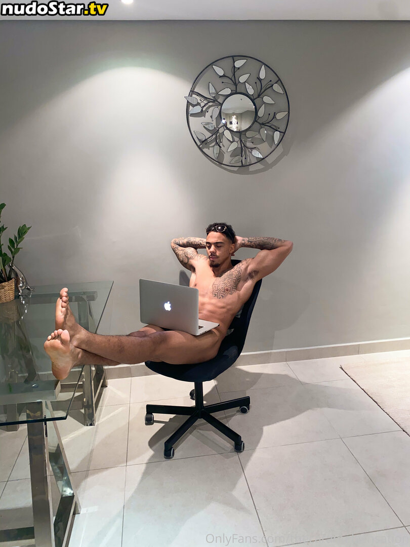caramelbadboy Nude OnlyFans Leaked Photo #2