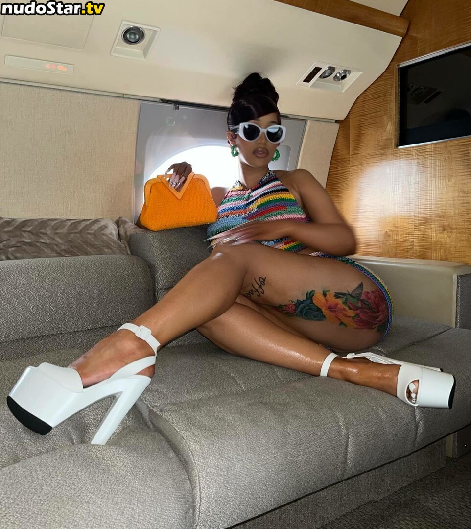 Cardi B / iamcardib Nude OnlyFans Leaked Photo #165