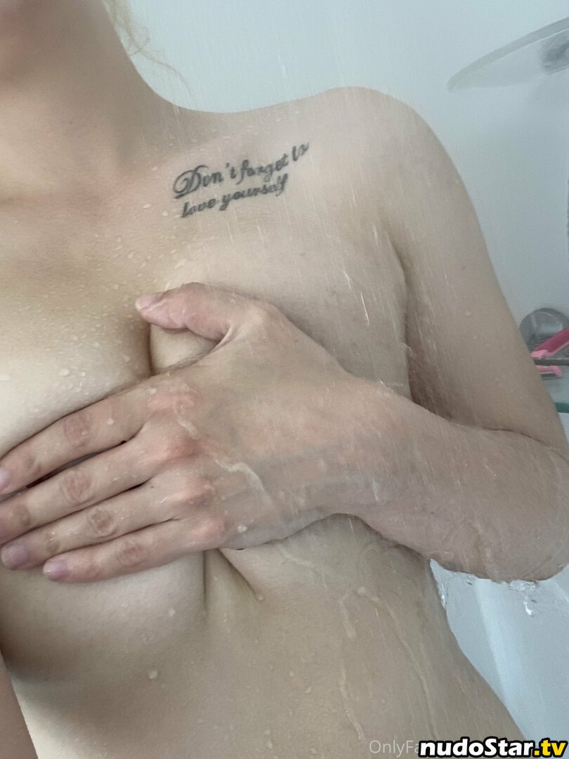 carly_coco Nude OnlyFans Leaked Photo #36