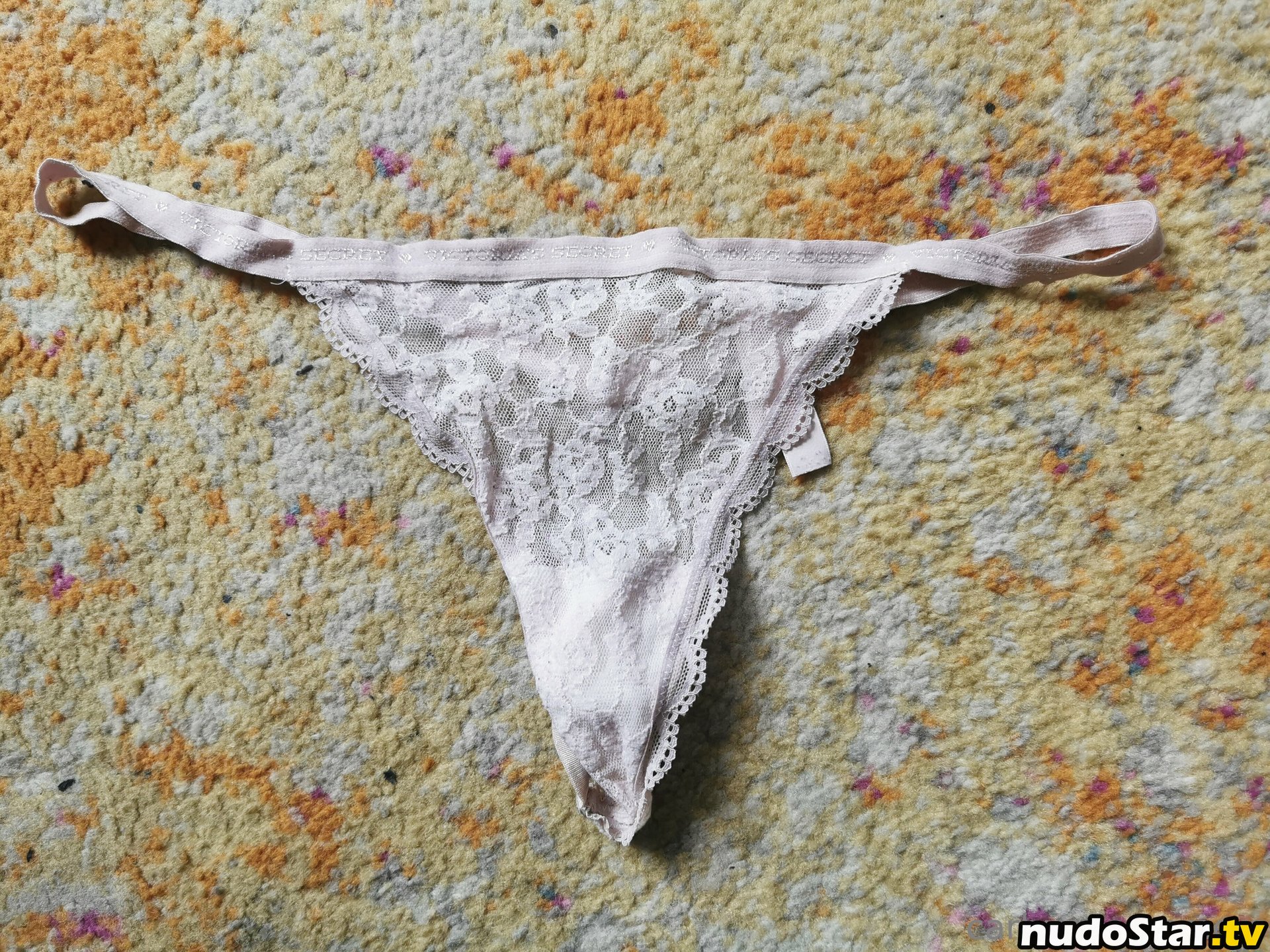 carlyraesummers Nude OnlyFans Leaked Photo #7