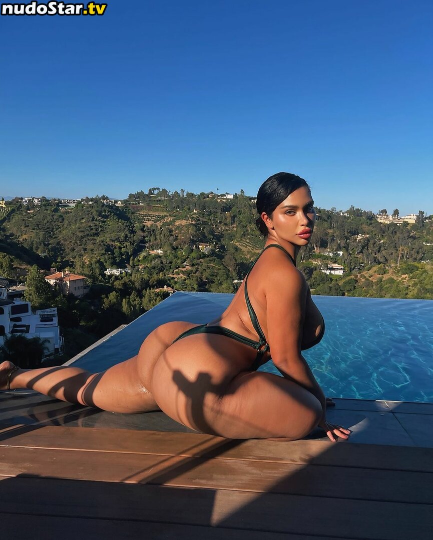 Carmela Habibi / carmelahabibi / carmellaxo / littlemisslibrarian Nude  OnlyFans Photo #66 - Nudostar.TV