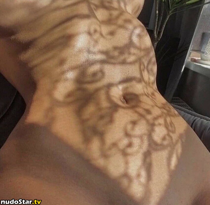 Carol Ross / carol__ross / rossvipxx Nude OnlyFans Leaked Photo #3