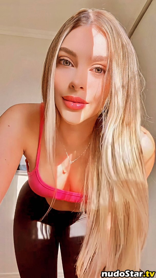 Carolina Paiva / _carolinapaivaa Nude OnlyFans Leaked Photo #4