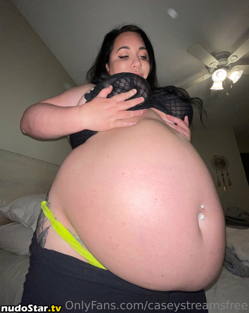 caseystreamsfree / curvage_casey Nude OnlyFans Leaked Photo #11