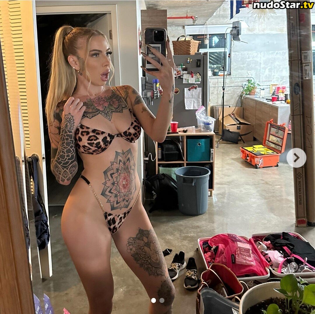 Cassidy Luxe / Tattoed anal slut / itscassidyluxe Nude OnlyFans Leaked Photo #4