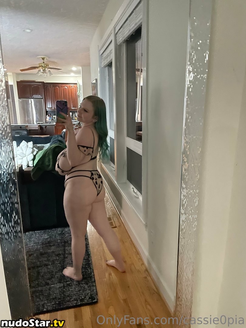 Cassie0pia / tcassie0pia / therealcassie0pia Nude OnlyFans Leaked Photo #50