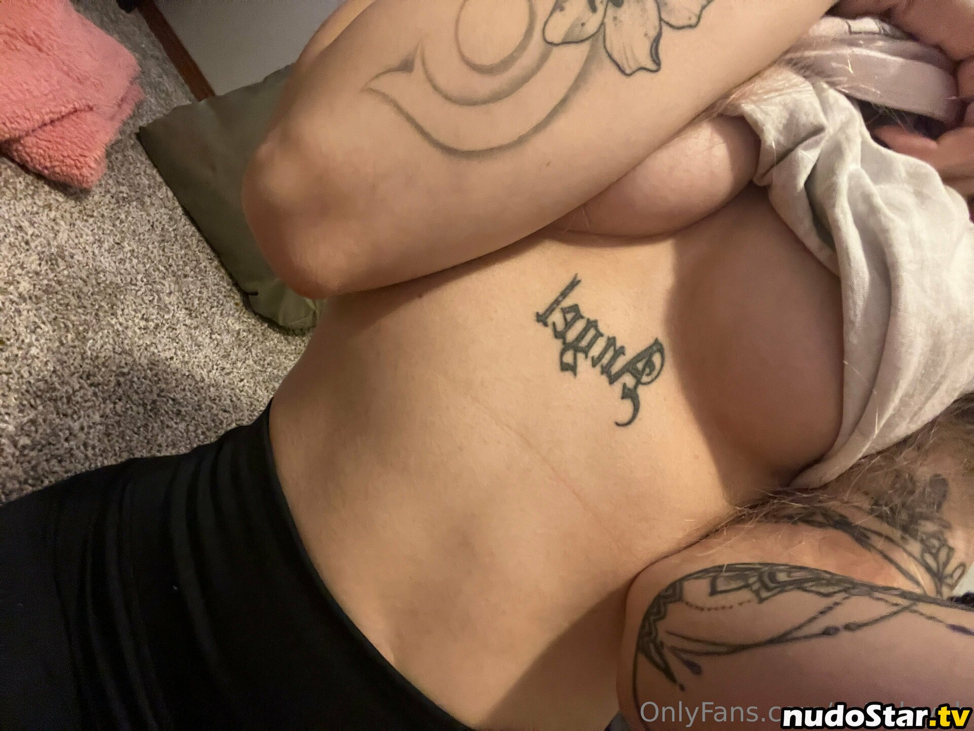 Cata.leyah / https: Nude OnlyFans Leaked Photo #13