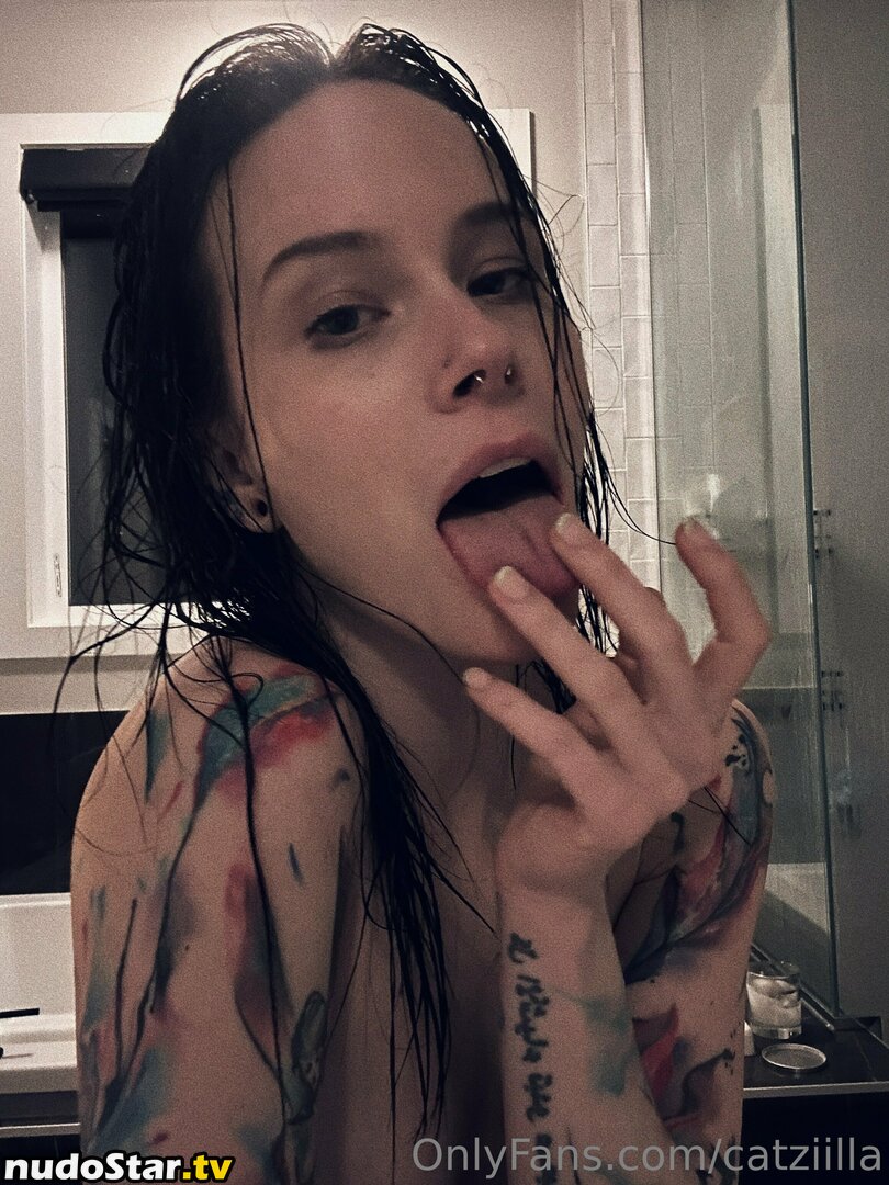 Catziilla / catzii / cptamaziing Nude OnlyFans Leaked Photo #292