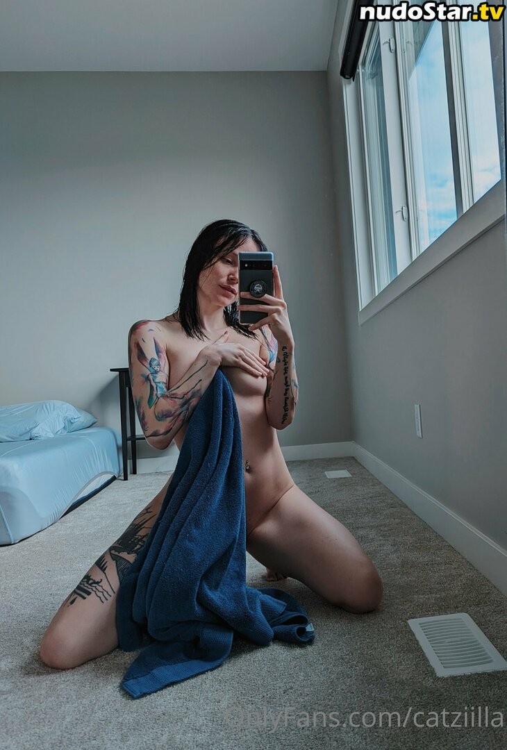 Catziilla / catzii / cptamaziing Nude OnlyFans Leaked Photo #717