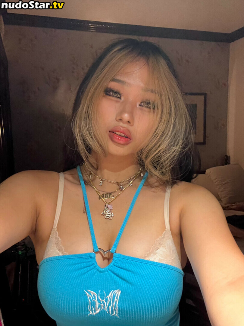 annie zheng / cellow111 Nude OnlyFans Leaked Photo #2