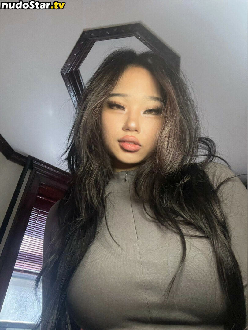 annie zheng / cellow111 Nude OnlyFans Leaked Photo #16