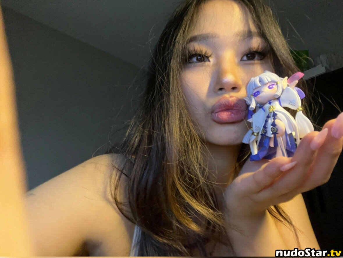 annie zheng / cellow111 Nude OnlyFans Photo #20 - Nudostar.TV