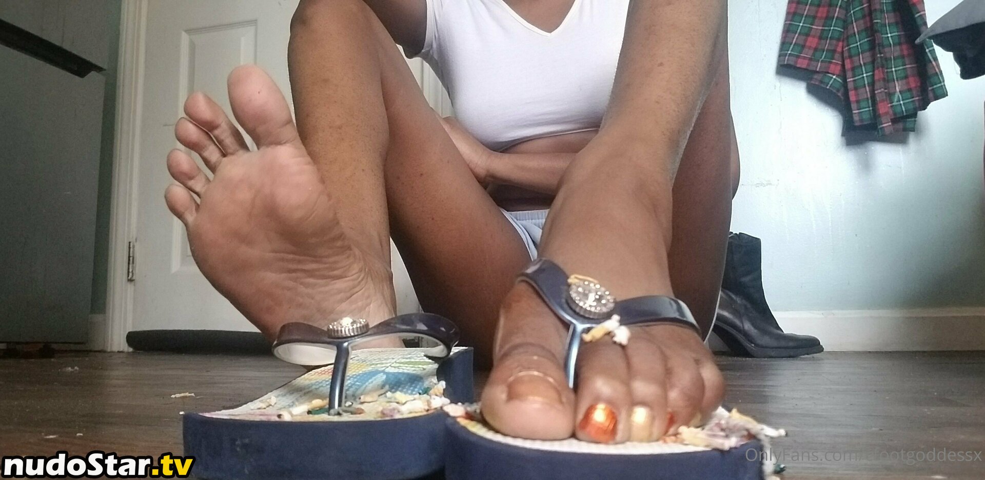 cfootgoddessx / chocolate_foot_goddess Nude OnlyFans Leaked Photo #24