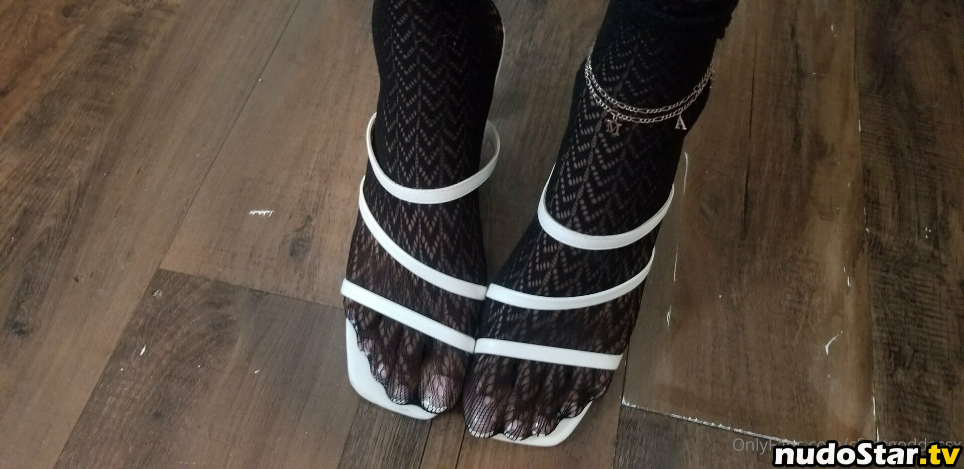 cfootgoddessx / chocolate_foot_goddess Nude OnlyFans Leaked Photo #46