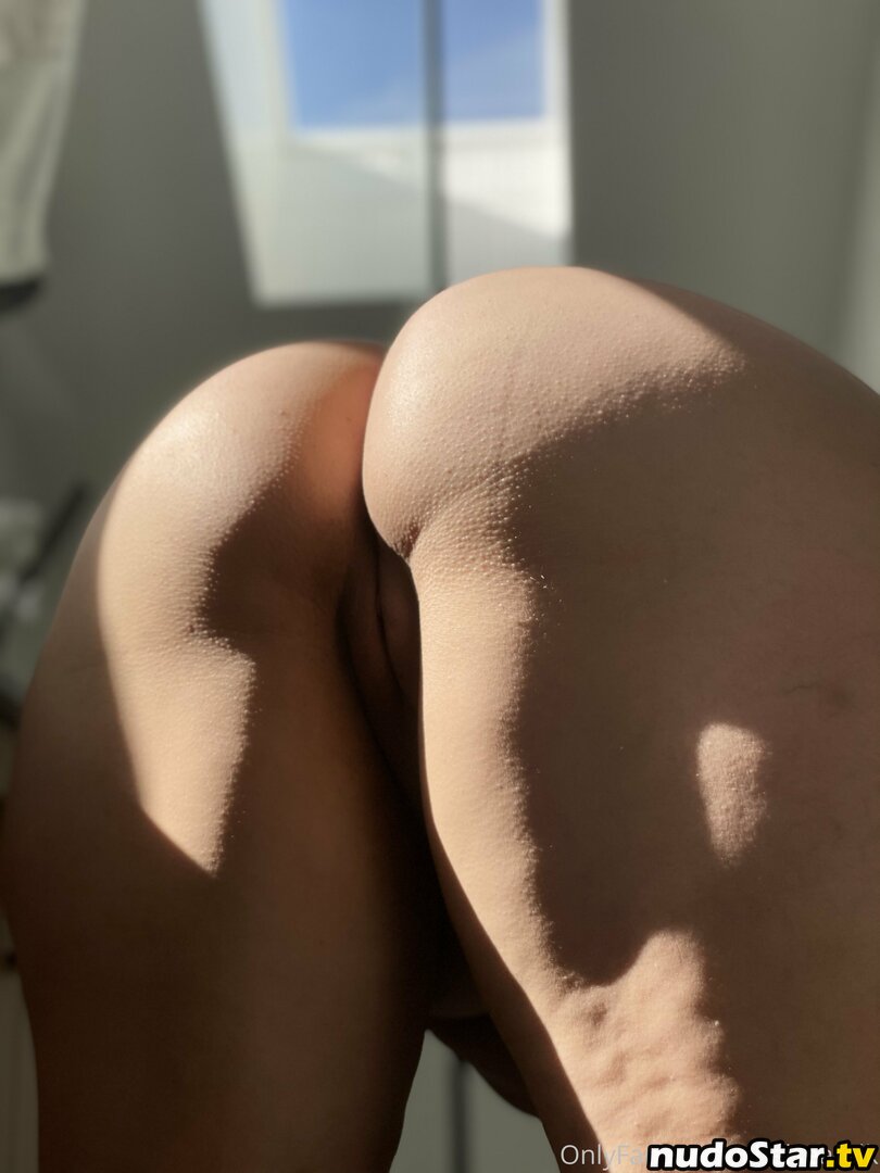 chelccakely / learningcurvez Nude OnlyFans Leaked Photo #15