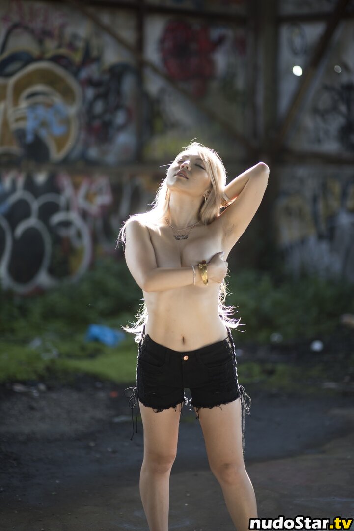 Chelsea Valentine / c.helseavalentine / queenvalxox Nude OnlyFans Leaked Photo #24