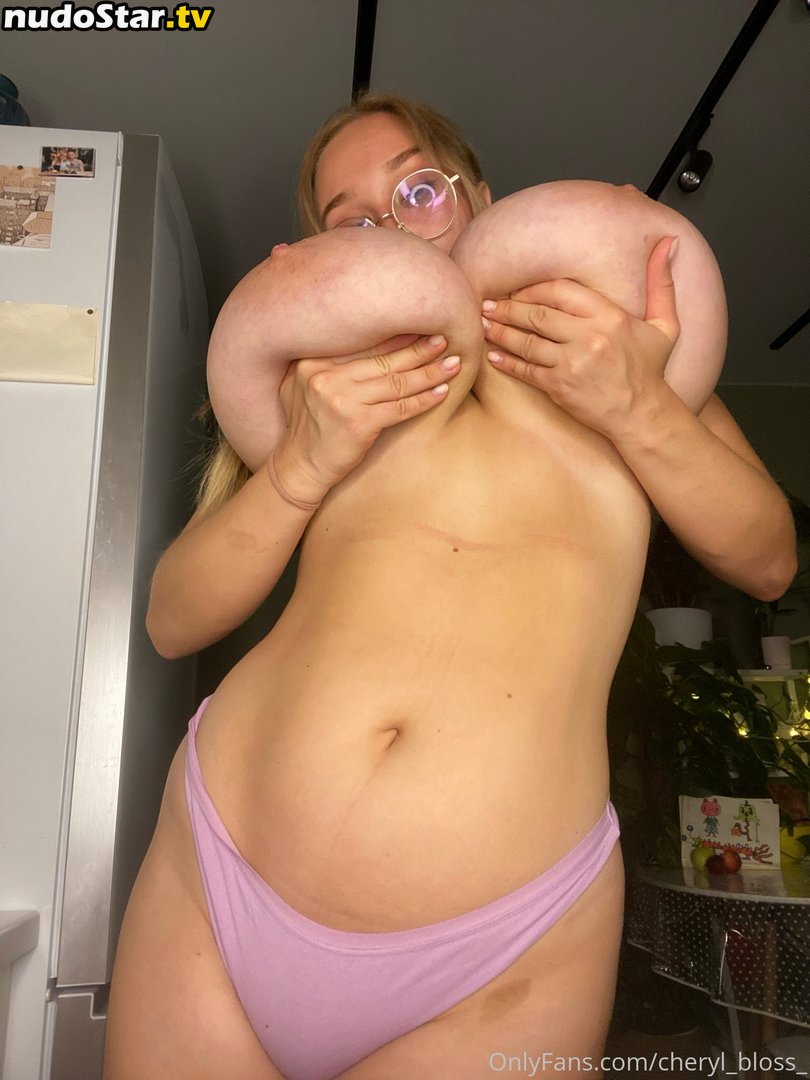 Cheryl Blossom / cheryl_bloss_ / madelame Nude OnlyFans Leaked Photo #19