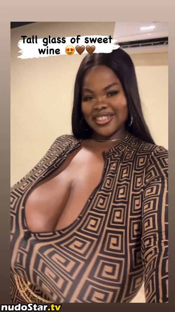 Chioma Lovv / chiomalovv Nude OnlyFans Leaked Photo #31