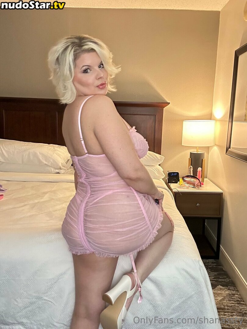 chivelicious / martyloveswine Nude OnlyFans Leaked Photo #193