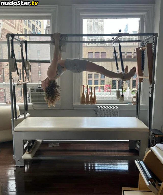 Chloë Grace Moretz / chloegmoretz / https: Nude OnlyFans Leaked Photo #10