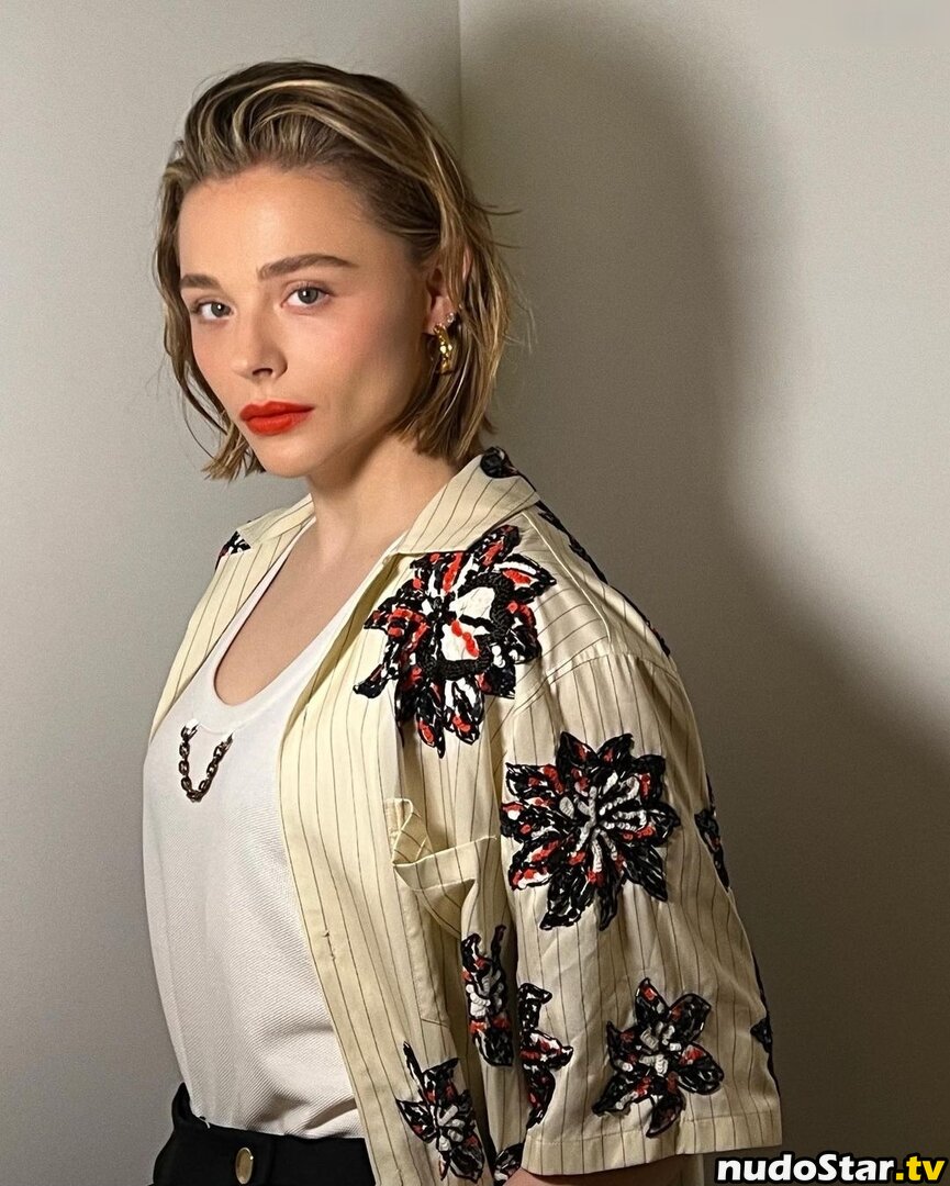 Chloe Grace Moretz / ChloeGMoretz Nude OnlyFans Photo #255 - Nudostar.TV